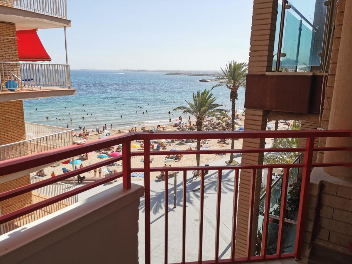Primera Linea Playa Del Cura Con Piscina Торевиеха Екстериор снимка