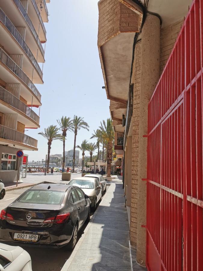 Primera Linea Playa Del Cura Con Piscina Торевиеха Екстериор снимка